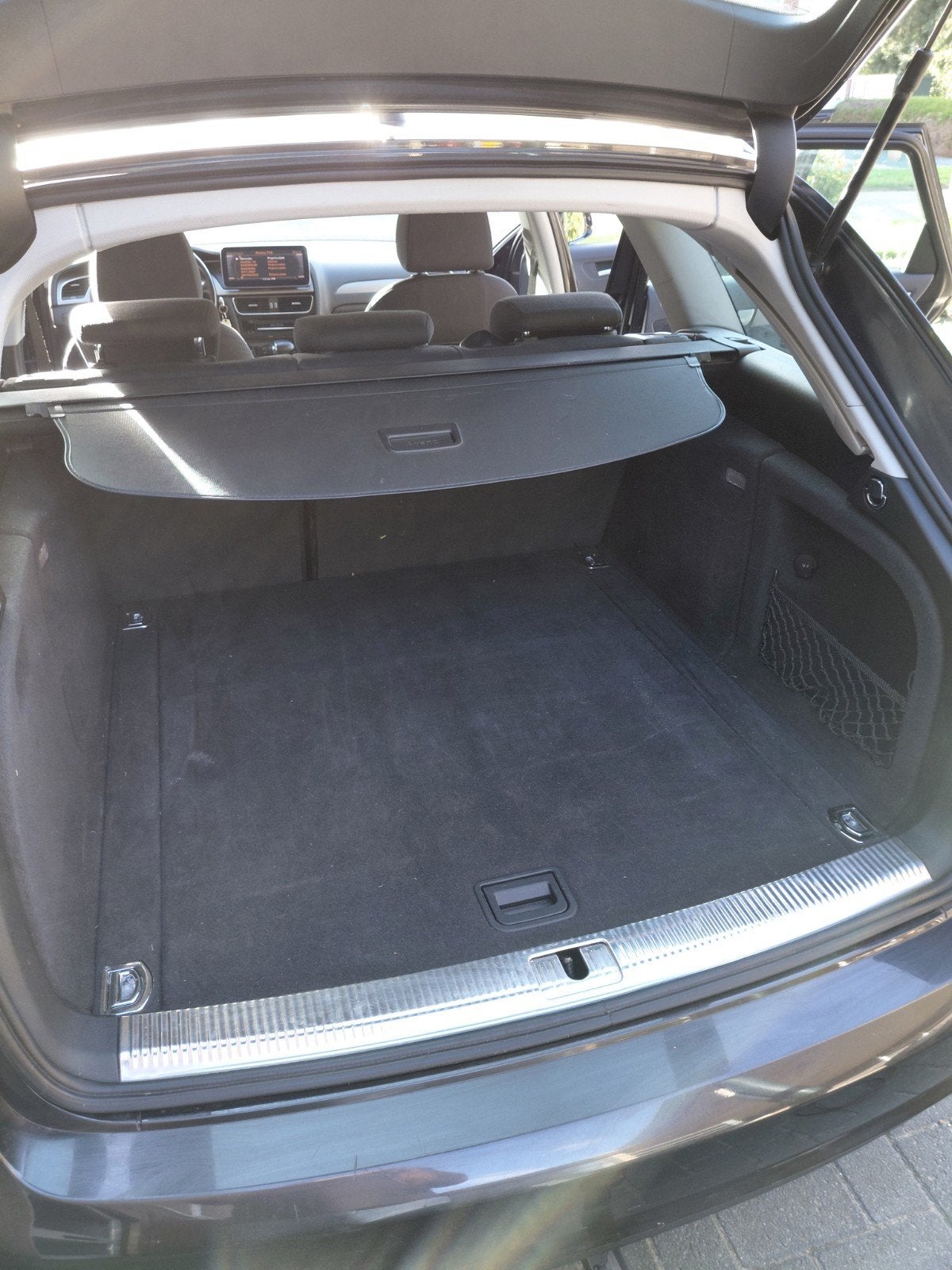 Foto 11 van Audi A4 1.8TFSI 125KW Avant. NIEUWE APK