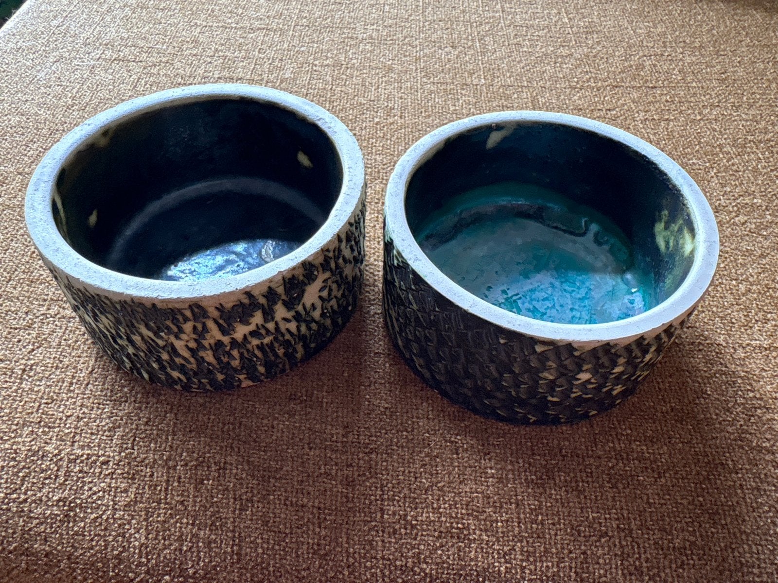 2 mid-century chamotte berkenbast keramieke potjes, Ophalen of Verzenden