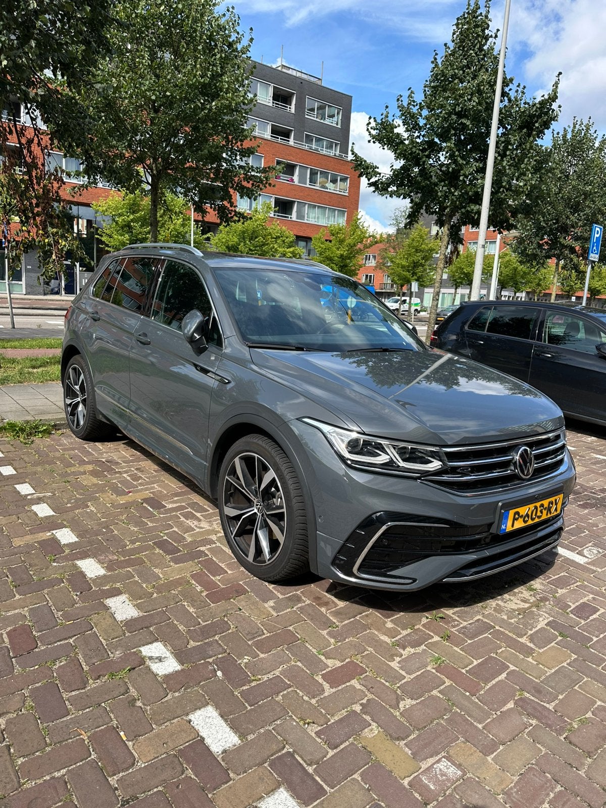 Volkswagen Tiguan 2.0 TSI 190pk 4Motion DSG 2021 Grijs, Automaat, 1578 kg, 1984 cc, Vierwielaandrijving