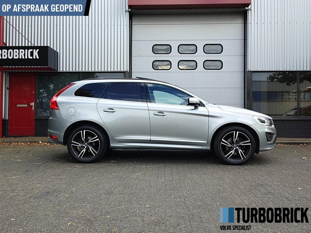 Volvo XC60 2.0 T5 FWD R-Design automaat|Pano|Trekhaak|Clima|, Auto's, Volvo, 15 km/l, Gebruikt, 4 cilinders, 1969 cc