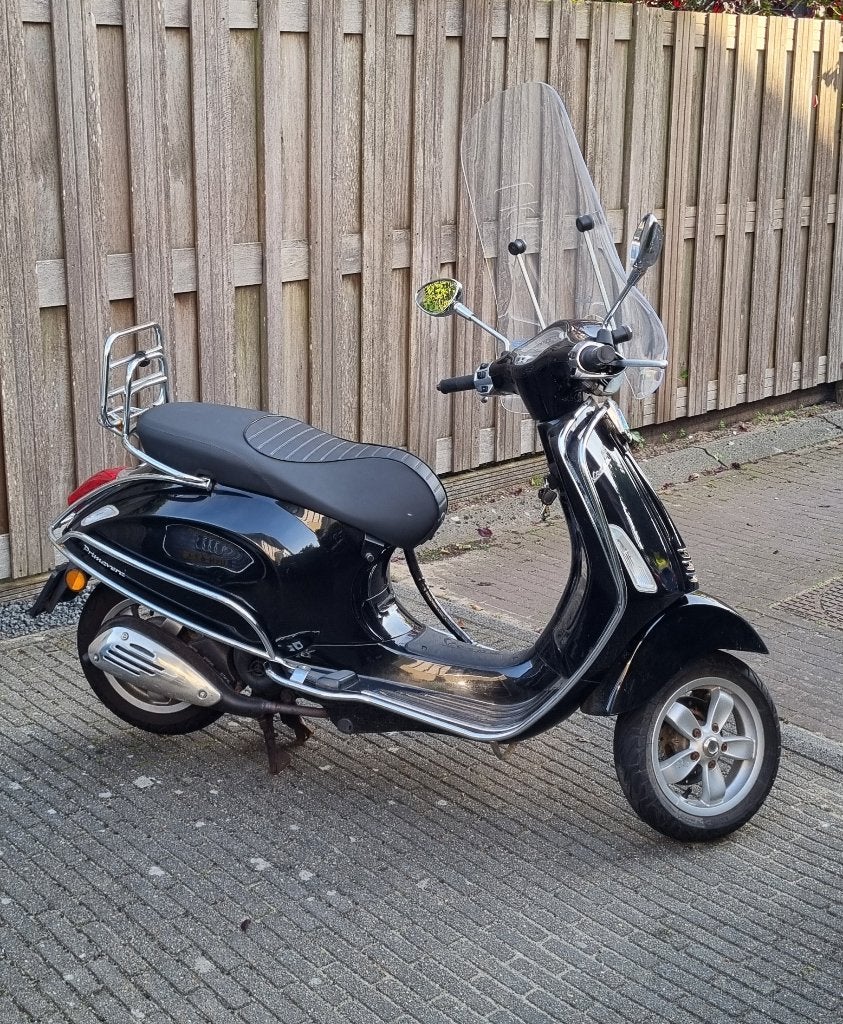 Vespa Primavera, Fietsen en Brommers, Ophalen, Gebruikt, Overige modellen, Benzine