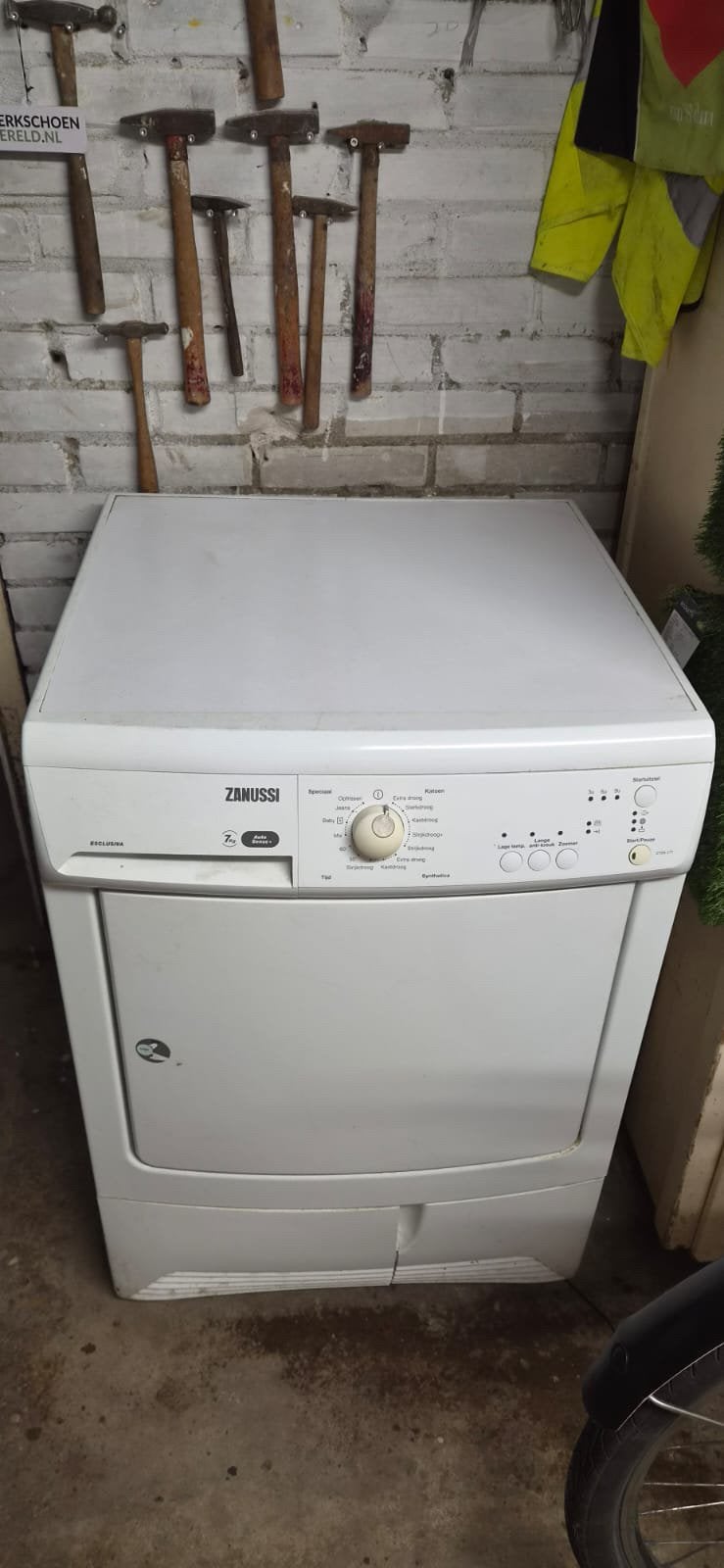 Zanussi droger, Witgoed en Apparatuur, Wasdrogers, Ophalen, 6 tot 8 kg, Zo goed als nieuw, 85 tot 90 cm