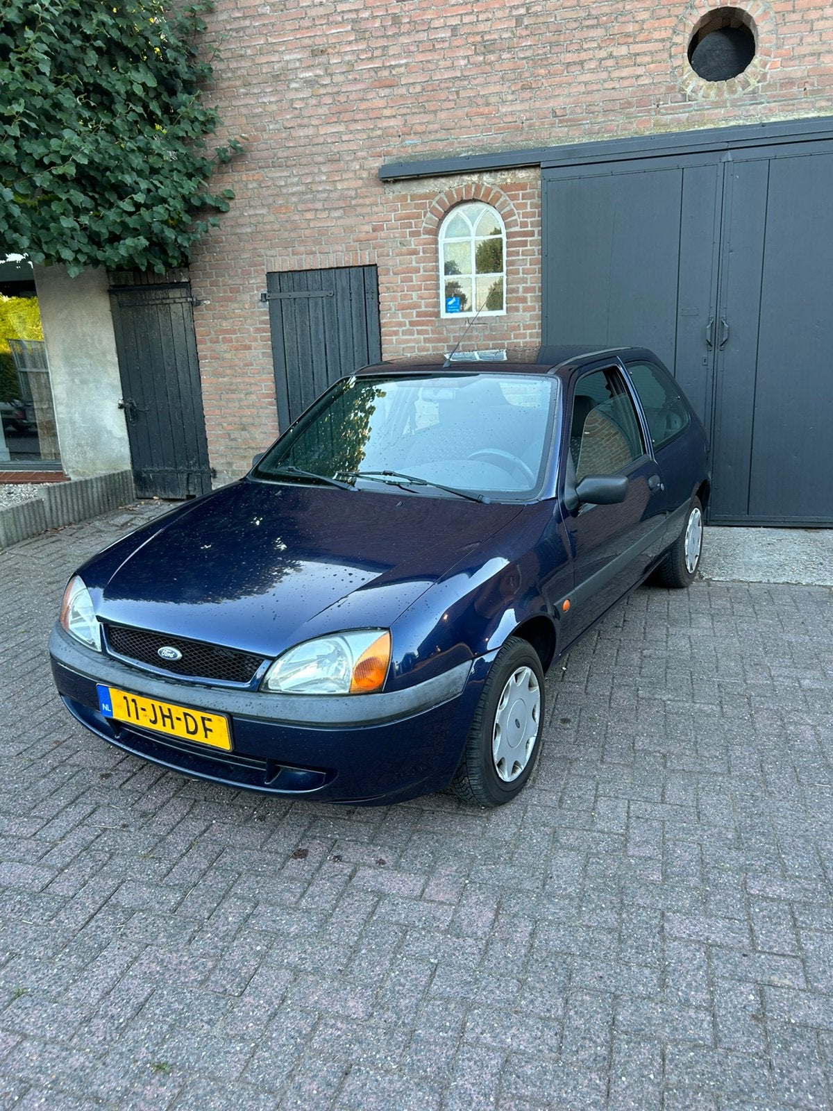 Ford Fiësta 1.3 I 3DR 2002 Blauw, Voorwielaandrijving, 1299 cc, 40 €/maand, 4 cilinders