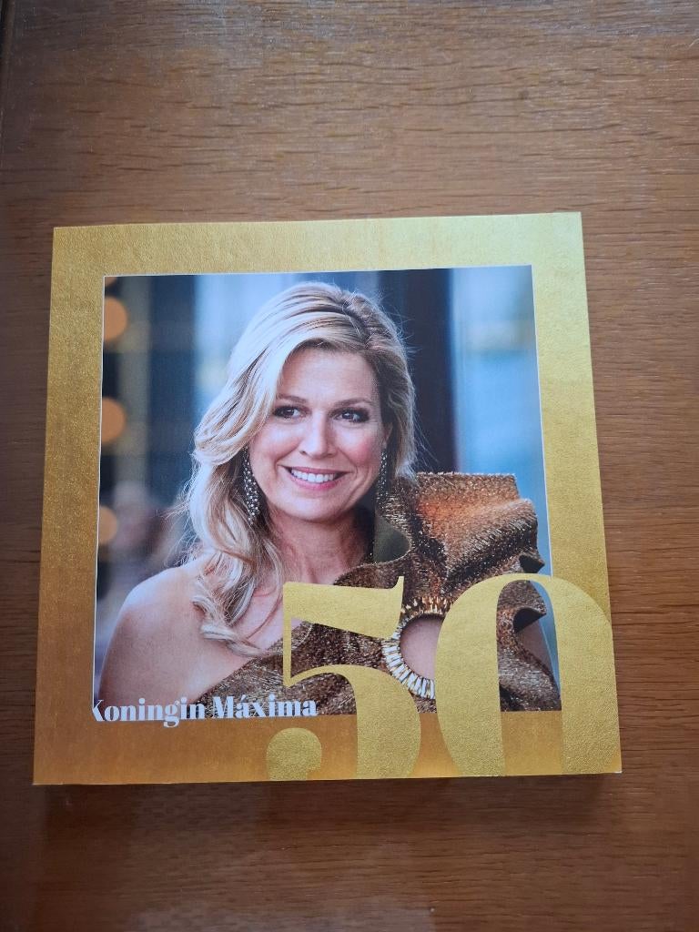 Koningin Maxima 50, Ophalen of Verzenden, Zo goed als nieuw, Marc van der Linden