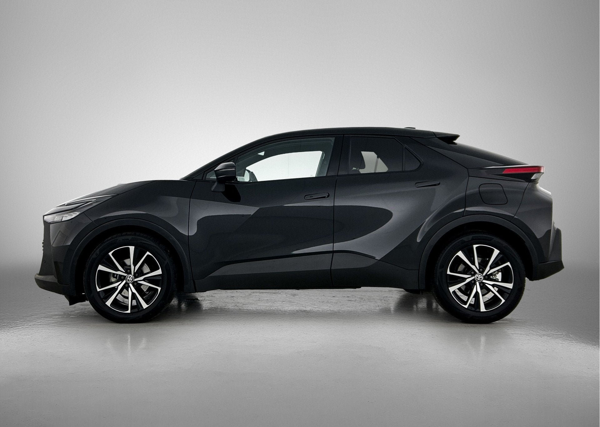 Toyota C-HR 1.8 Hybrid 140 Dynamic | Navigatie | Camera | LM, Auto's, Toyota, 12 maanden, Stof, 4 cilinders, Origineel Nederlands