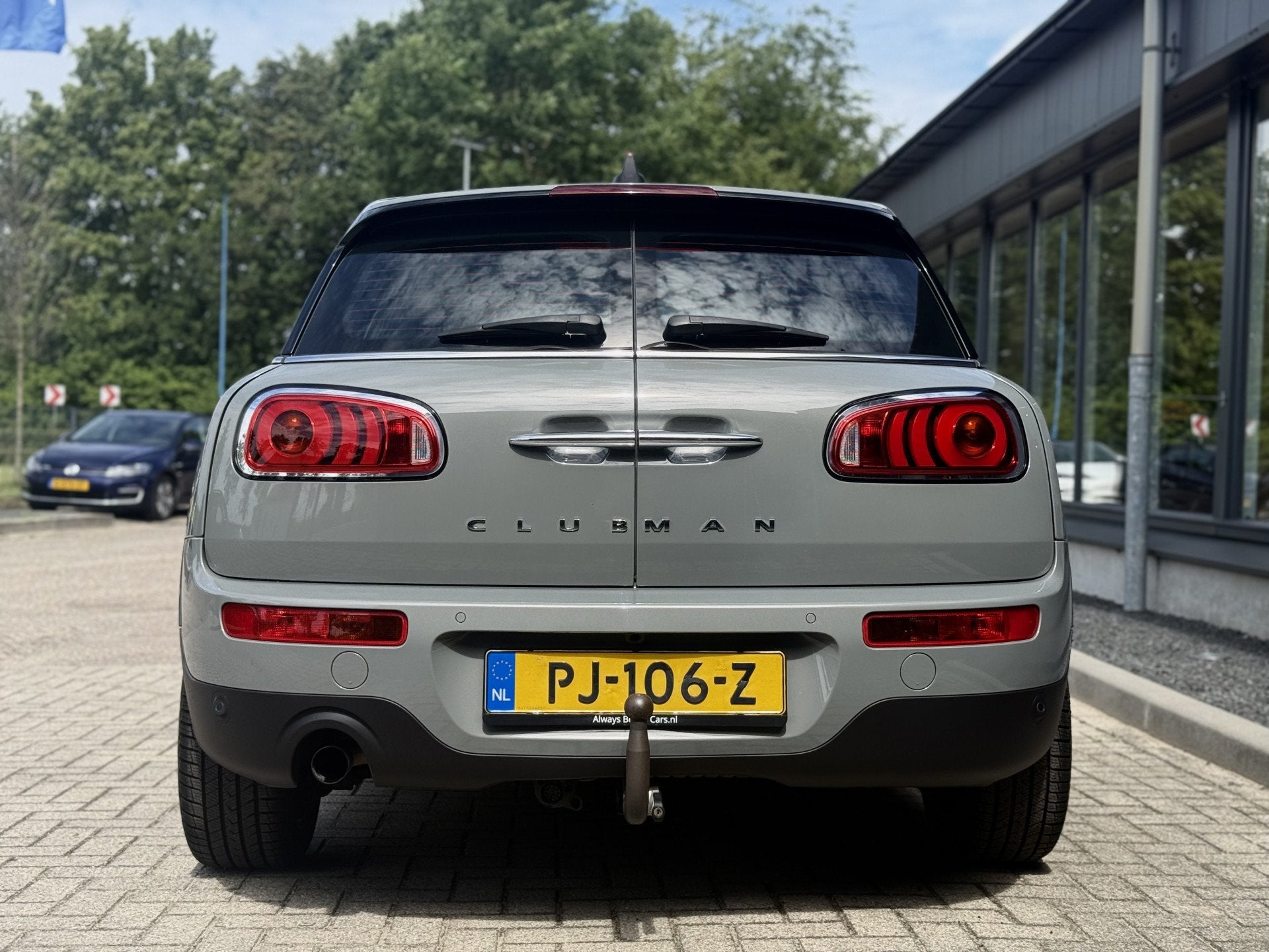 MINI Clubman 1.5 One Serious Business Automaat (bj 2017), Auto's, Mini, Stof, Gebruikt, 3 cilinders, 1100 kg
