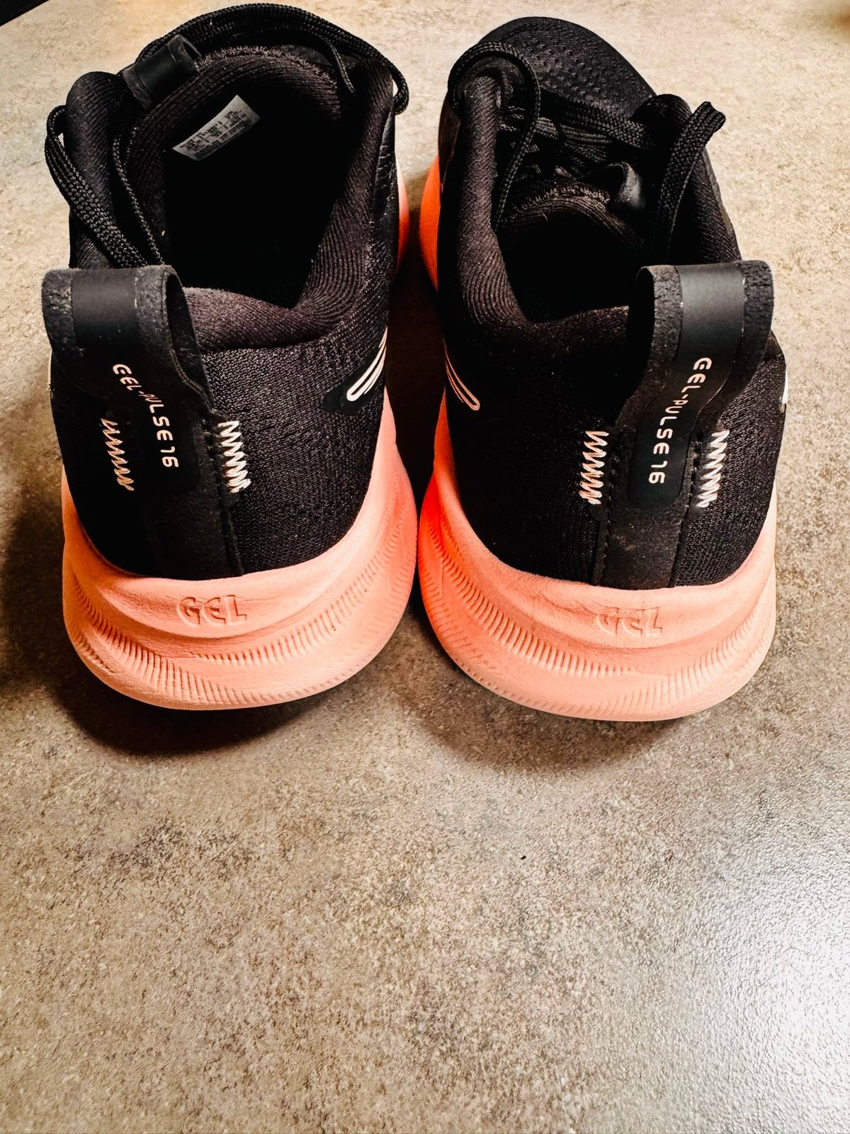 Asics gel-pulse 16 zwart maat 39, Ophalen, Zo goed als nieuw