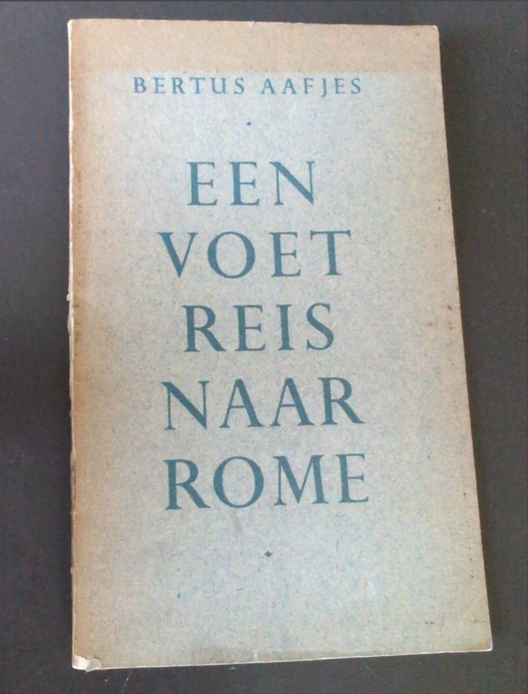 Bertus Aafjes - Een voetreis naar Rome, 1947, Ophalen of Verzenden