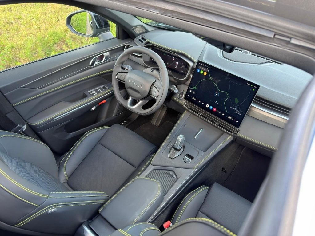 Lynk & Co 01 1.5 More | Leder | Pano | LED | 360 | ACC | Sto, Auto's, Automaat, Euro 6, 4 cilinders, Zwart