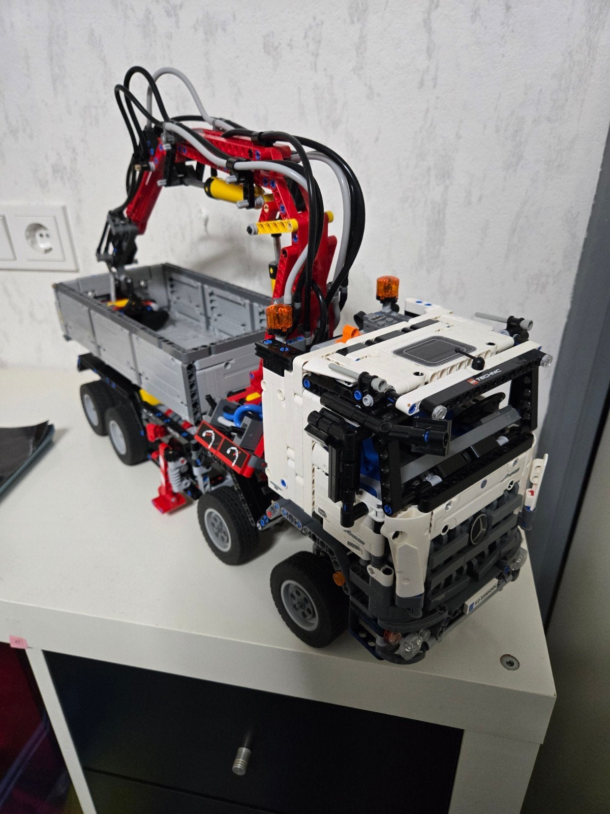 Lego Technic Mercedes-Benz Arocs 3245 (42043), Kinderen en Baby's, Ophalen of Verzenden, Zo goed als nieuw