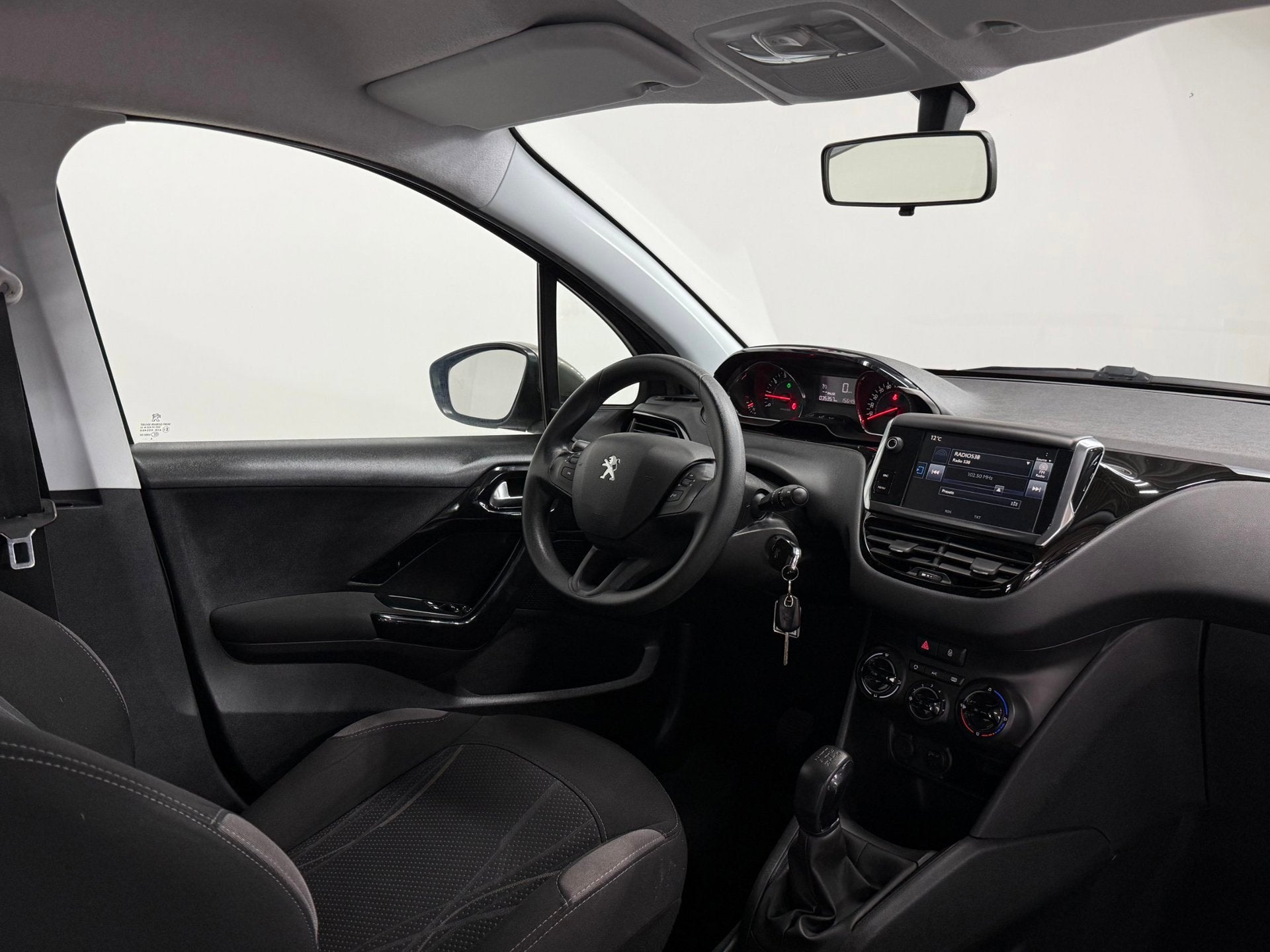 Peugeot 208 1.2 VTi Active Cruise/Stoelverwarming/KM, Auto's, Voorwielaandrijving, Dealer onderhouden, Stof, Gebruikt
