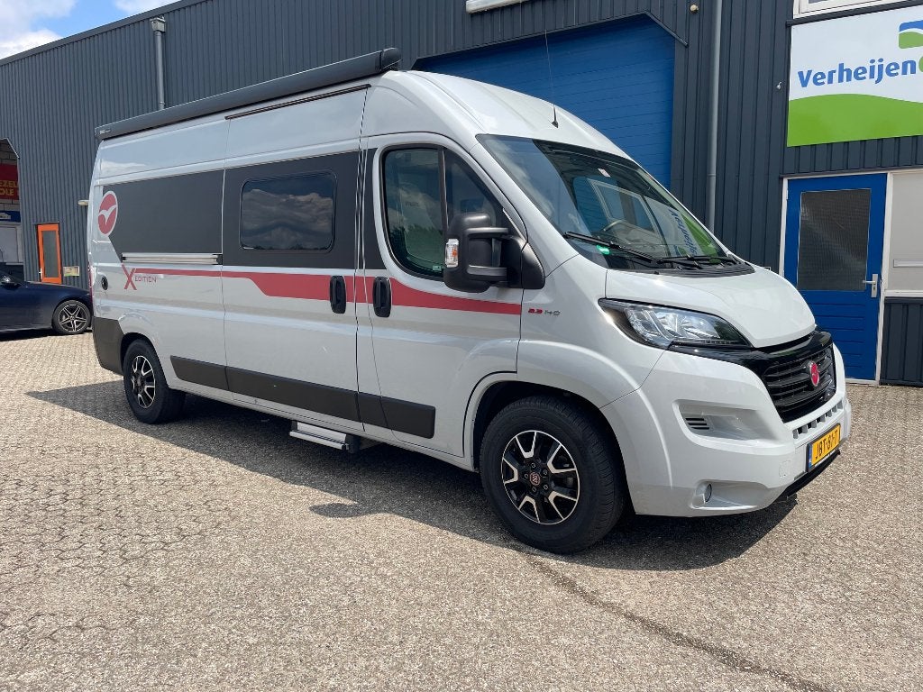 Caravans And Camping Pilote