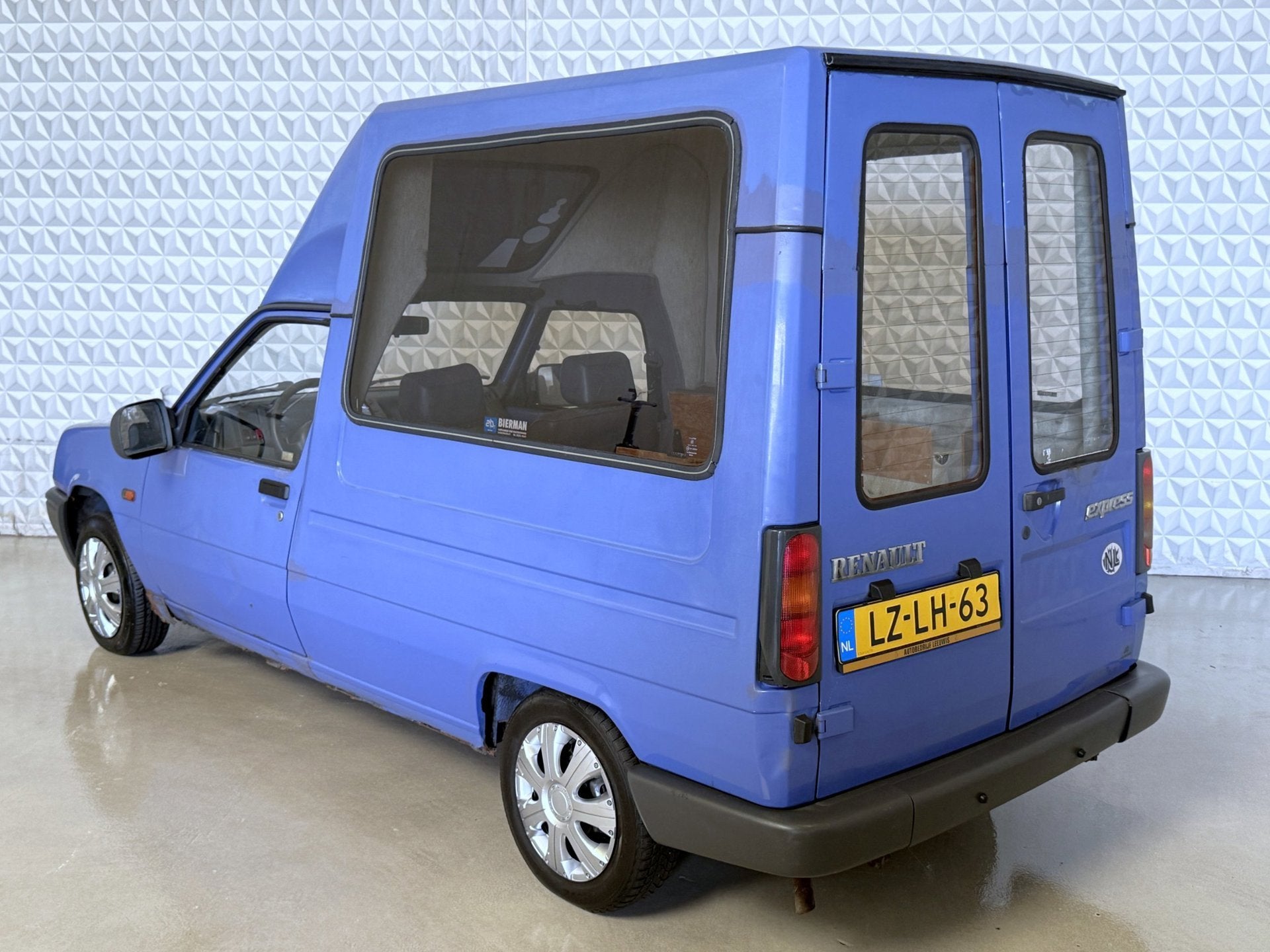 Renault Express 1.2 Combi RN - ROLSTOEL / INVALIDE VERVOER!, Auto's, Voorwielaandrijving, Blauw, Origineel Nederlands, Bedrijf