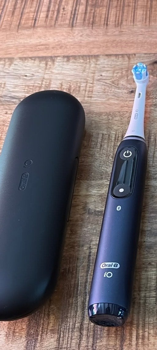 Nieuw Oral-B iO 7 elektrische tandenborstel met reisetui, Witgoed en Apparatuur, Ophalen of Verzenden, Nieuw, Mondverzorging