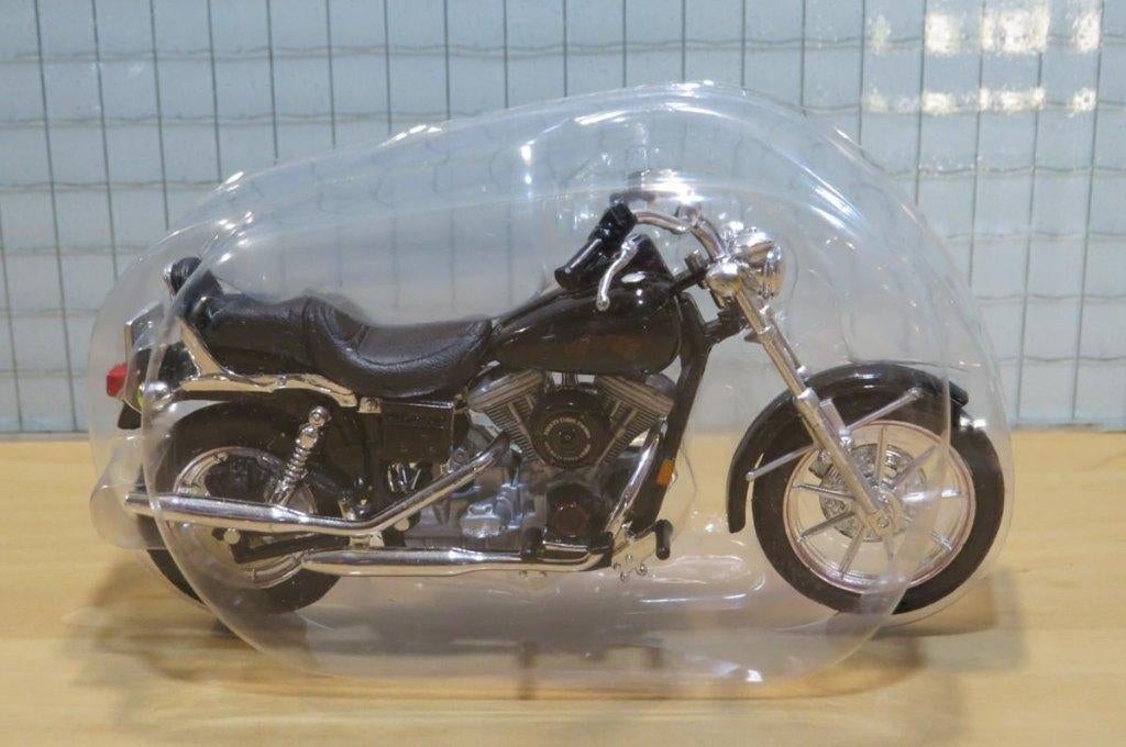 Harley Davidson FXDL Dyna Low Rider 1:18 (72) blister, Maisto, May Cheong Group France S.A.S., Nieuw, Ophalen of Verzenden