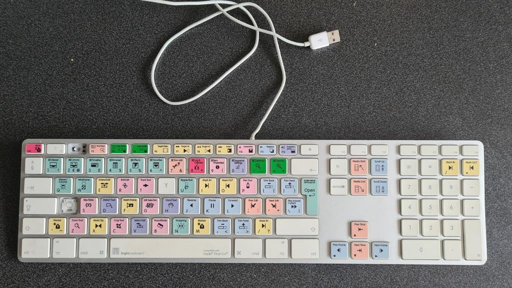 Apple A1243 Logickeyboard voor videobewerking (final cut pro, Multimediatoetsen, Ophalen of Verzenden, Qwerty, Bedraad