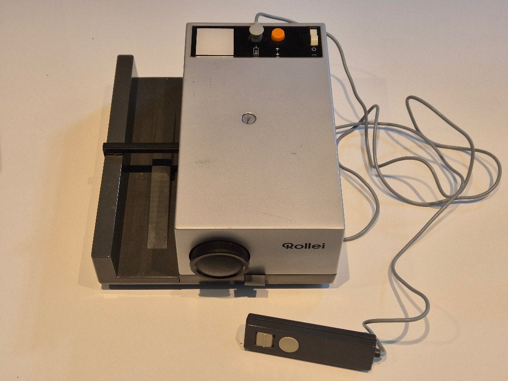 Dia-projector Rollei  met opbergkoffer, Ophalen, Gebruikt