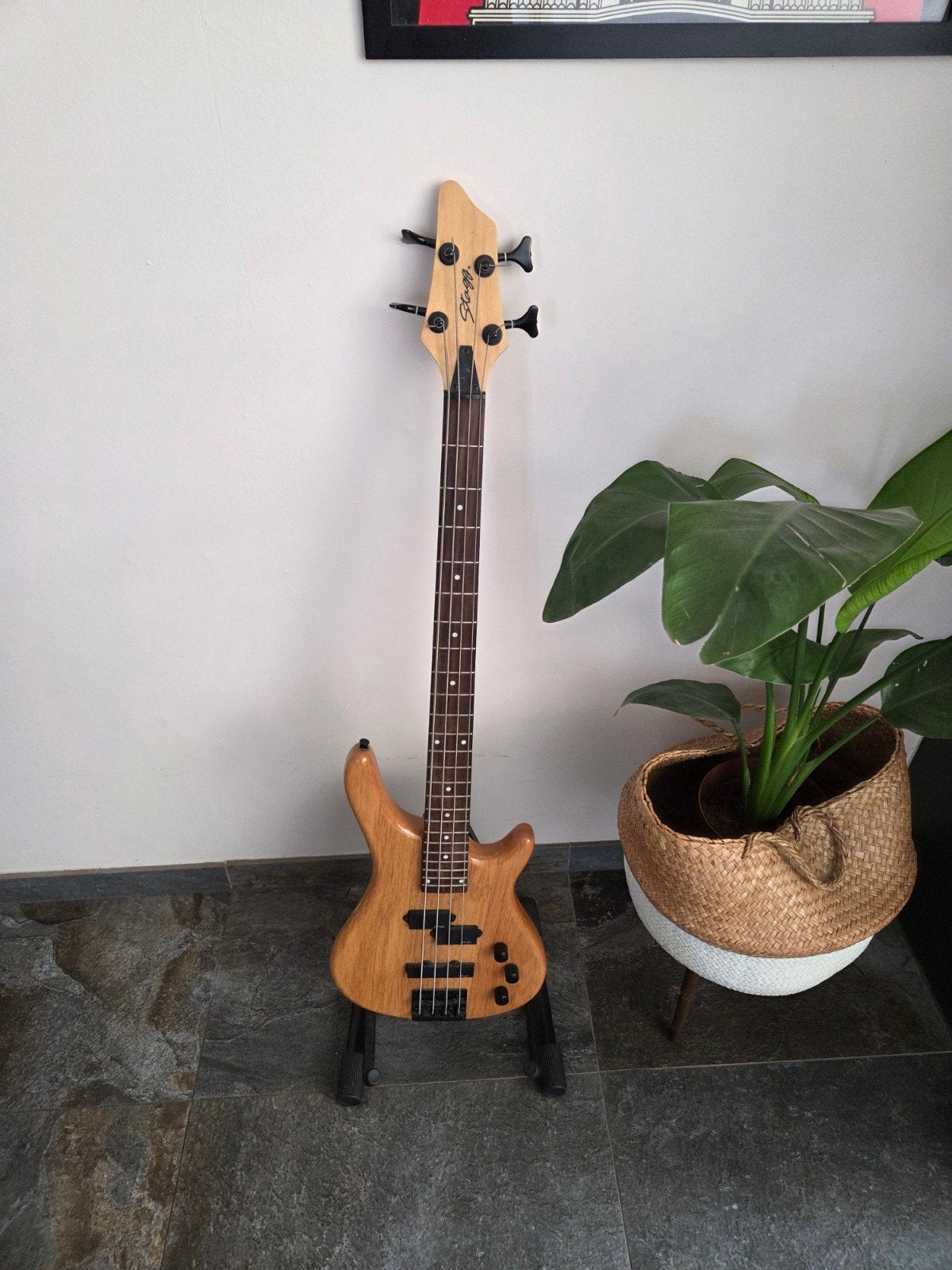 Stagg elektrische basgitaar - Zo goed als nieuw, Ophalen, Zo goed als nieuw, Elektrisch