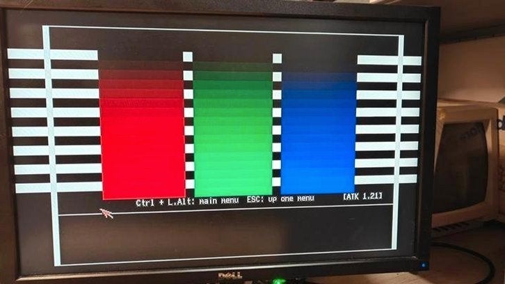 Amiga RGB-VGA adapter met dubbele buffer - geen jailbars, Ophalen of Verzenden