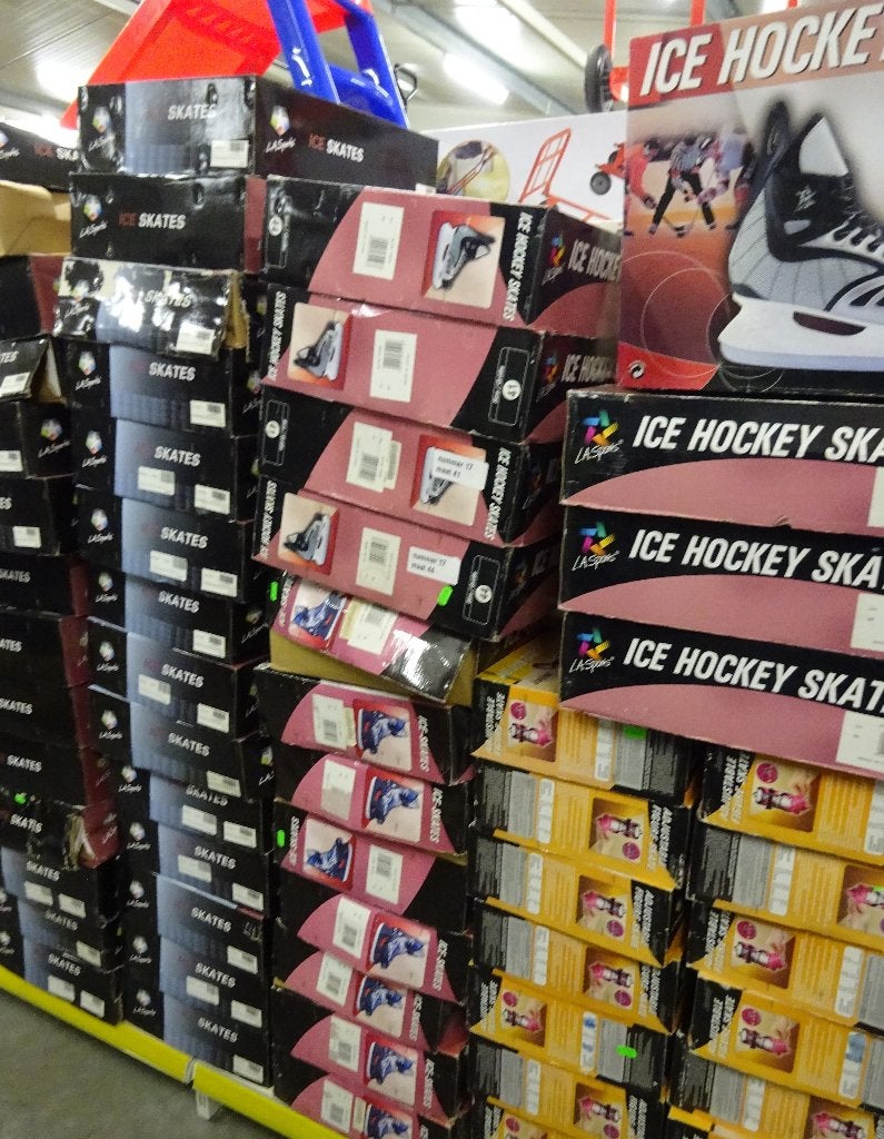 NIEUW Partij van 450 Paar IJs + Hockeyschaatsen voor Heren,, Ophalen, Nieuw, Overige typen, Overige merken
