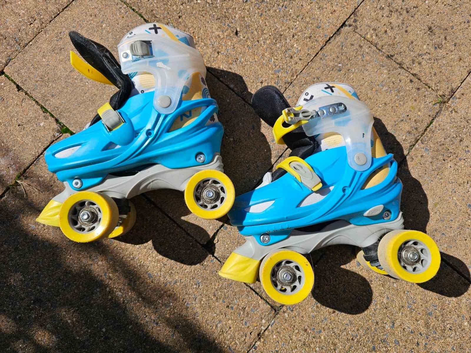 Nijdam rolschaatsen wit blauw geel, verstelbaar 34-37, Ophalen of Verzenden, Verstelbaar, Gebruikt, Kinderen