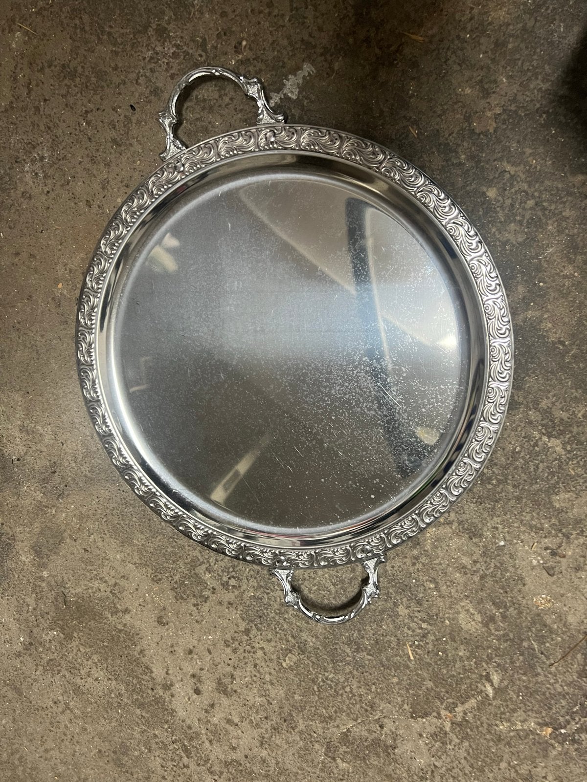 Zilverkleurig Dienblad met Handvatten, Huis en Inrichting, Gebruikt, Decoratieve rand, Rond, Ophalen of Verzenden