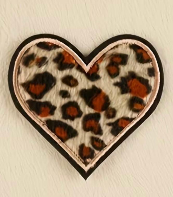 Applicatie hart luipaardprint 6 x 6,3cm strijkpatch, Verzenden, Nieuw, Overige applicaties