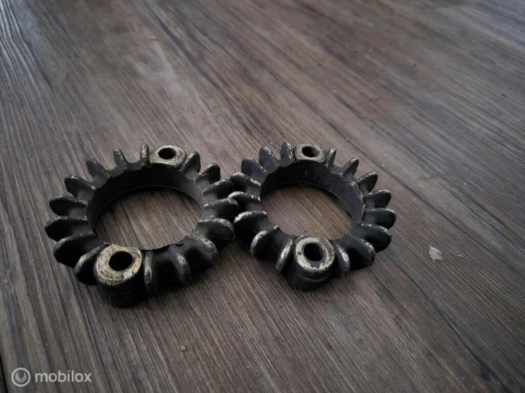 Uitlaatklem klemmen uitlaatbocht Pantah Cagiva Alazzurra, Motoren, Gebruikt, Factorystore.service@ducati.com, Ophalen of Verzenden