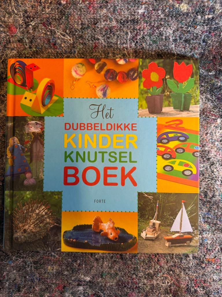Het Dubbeldikke Kinder Knutselboek - Creatief Plezier!, Ophalen of Verzenden, Gelezen, Non-fictie