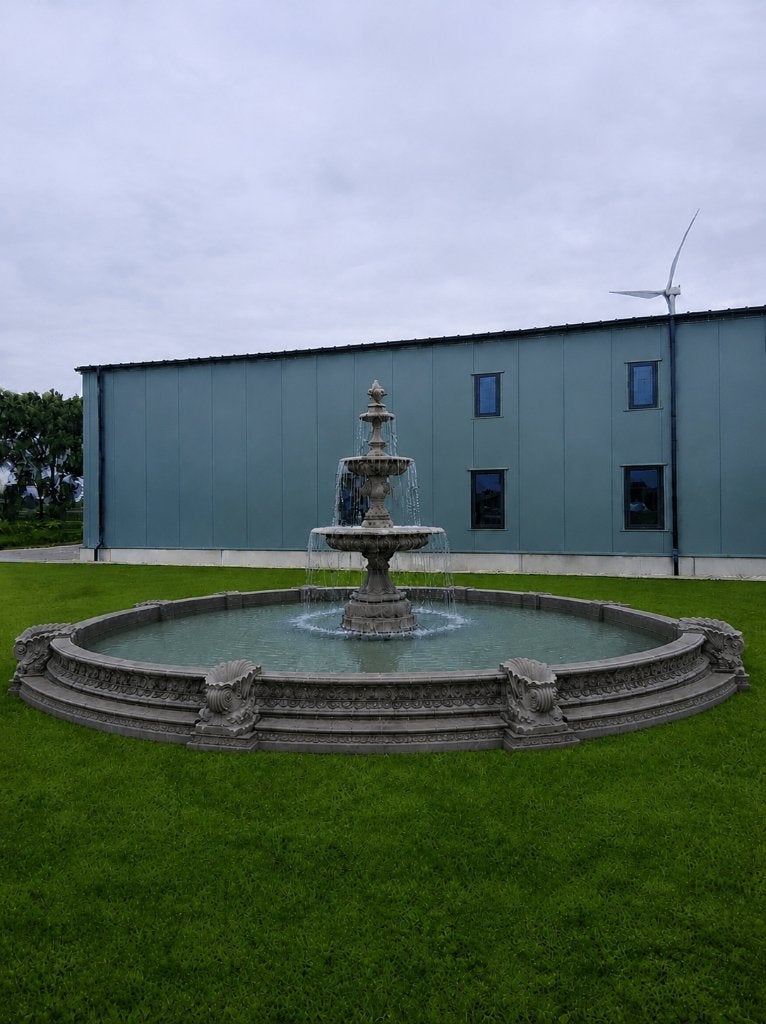 Mega mega kolossale fontein met rand, Tuin en Terras, Waterpartijen en Fonteinen, Ophalen, Nieuw, Beton, Fontein