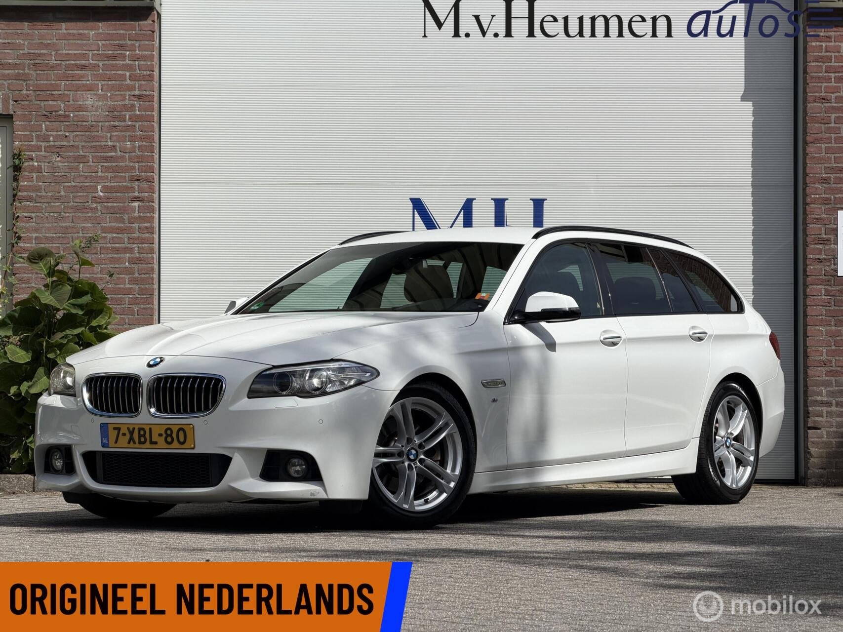 BMW 5-serie Touring 520i LCI High Executive ORG NED M-Pakket, Auto's, Automaat, Achterwielaandrijving, Gebruikt, 4 cilinders