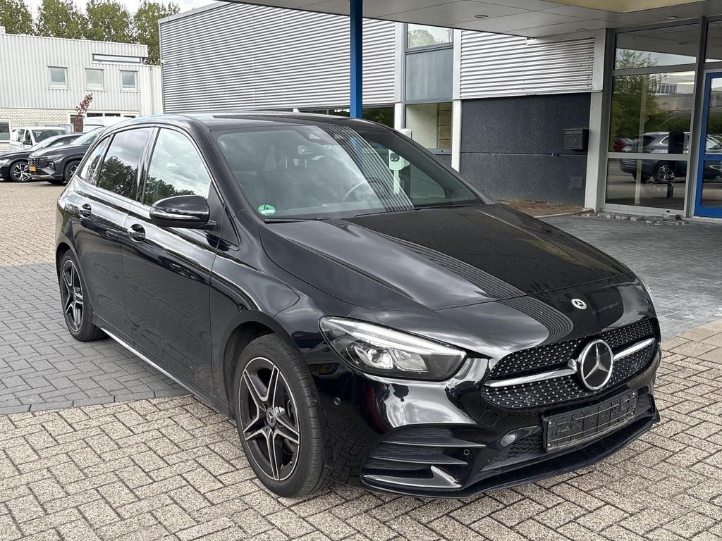 Mercedes-Benz B-klasse 250 e AMG Line | 218pk PHEV | Wegklap, Gebruikt, 4 cilinders, 16 kWh, Leder en Stof