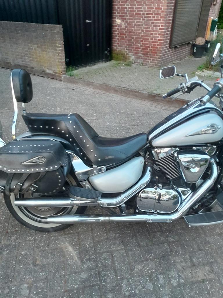 Mooie uitlaten suzuki intruder vl 1500, Motoren, Onderdelen | Suzuki, Ophalen of Verzenden