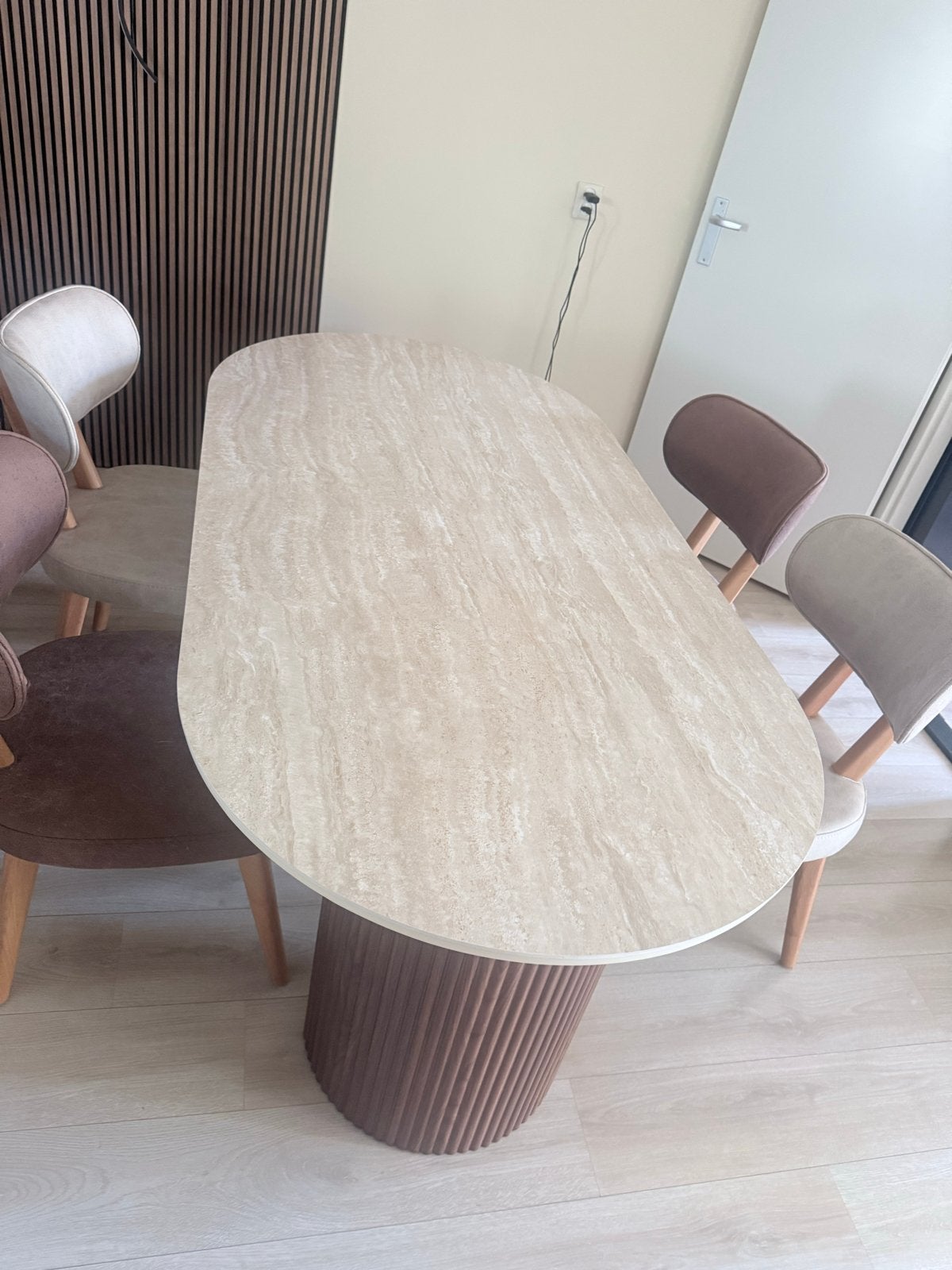 Zo goed als nieuwe eettafel, Ophalen of Verzenden, Zo goed als nieuw, Ovaal, Overige materialen