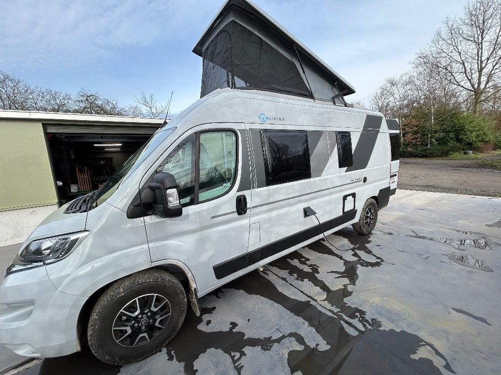 Sun Living V60SP Campervan, Caravans en Kamperen, Buscamper of Camperbus, ABS, Ringverwarming, Raamblindering