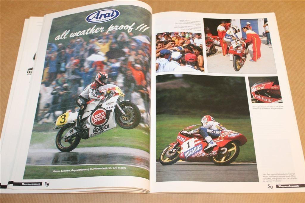 Wegrace Kroniek 87/88 — Compleet Jaarboek Motorraces, Ophalen of Verzenden, Gelezen