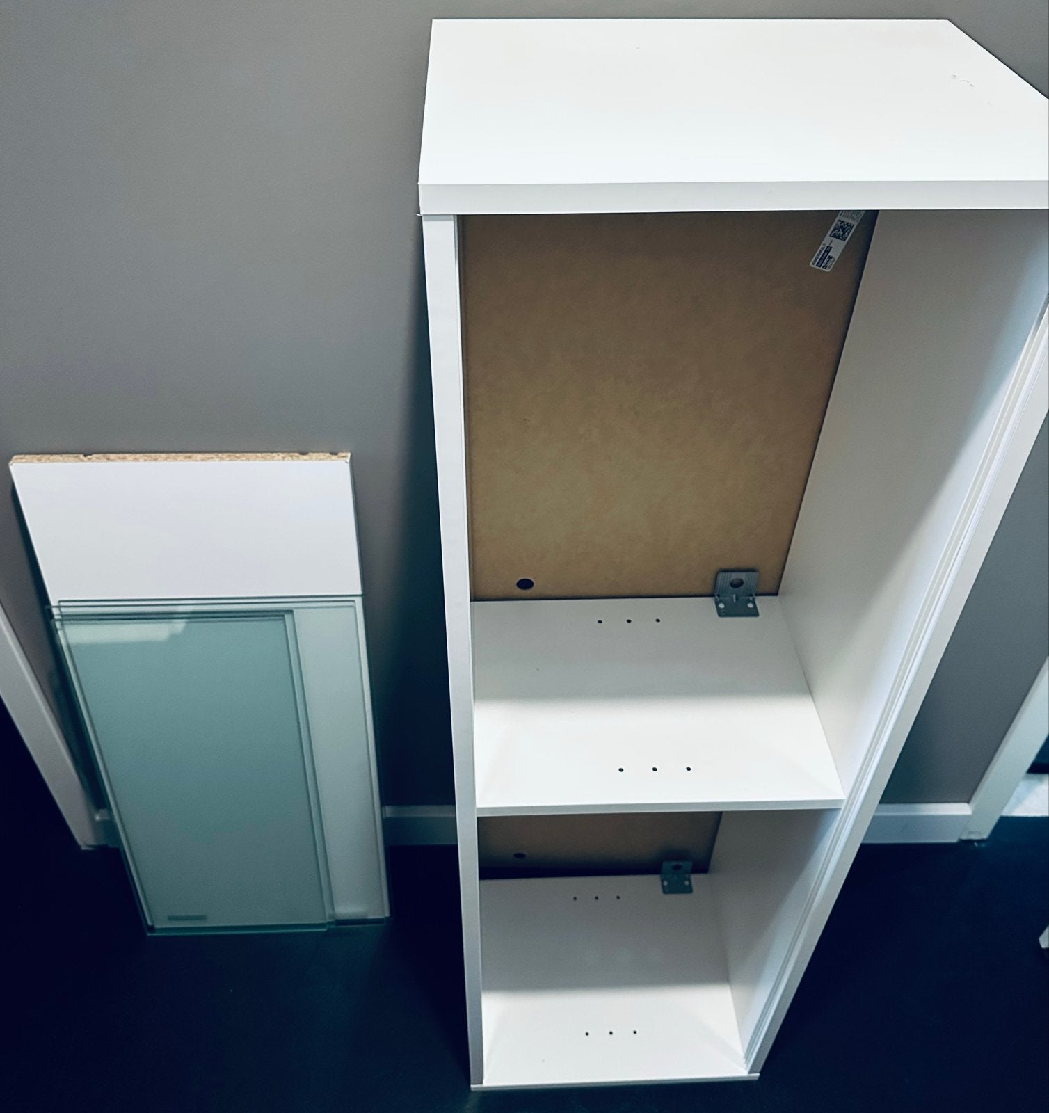 IKEA KNOXHULT Wall Cabinet with Sliding Glass Doors, Ophalen of Verzenden, Nieuw