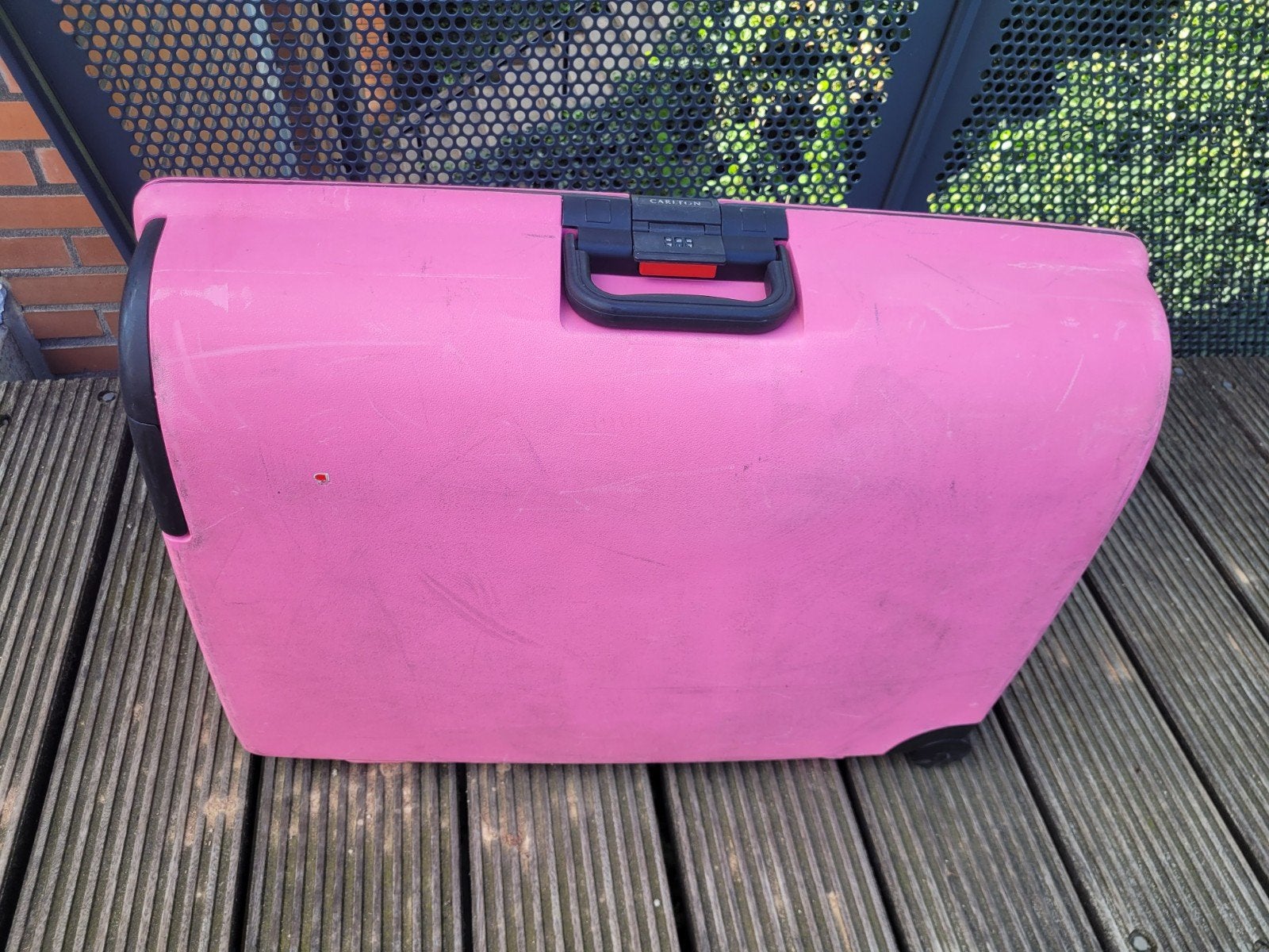 Carlton, Onverwoestbare roze koffer, 2 wielen, Sieraden, Tassen en Uiterlijk, Koffers, Gebruikt, Hard kunststof, 35 tot 45 cm