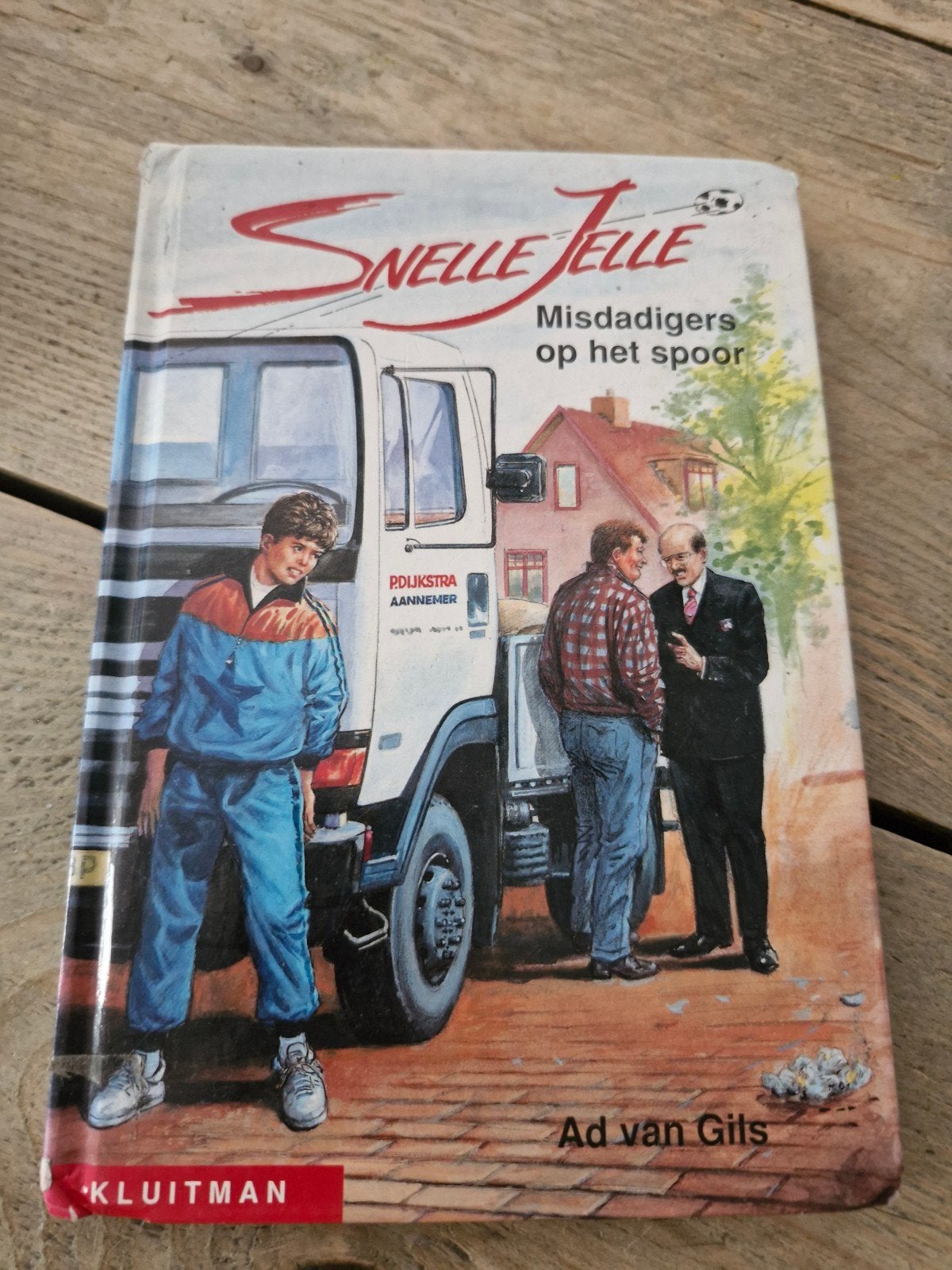 Snelle Jelle: Misdadigers op het spoor - Ad van Gils, Ophalen of Verzenden, Gelezen, Ad van Gils, Fictie algemeen