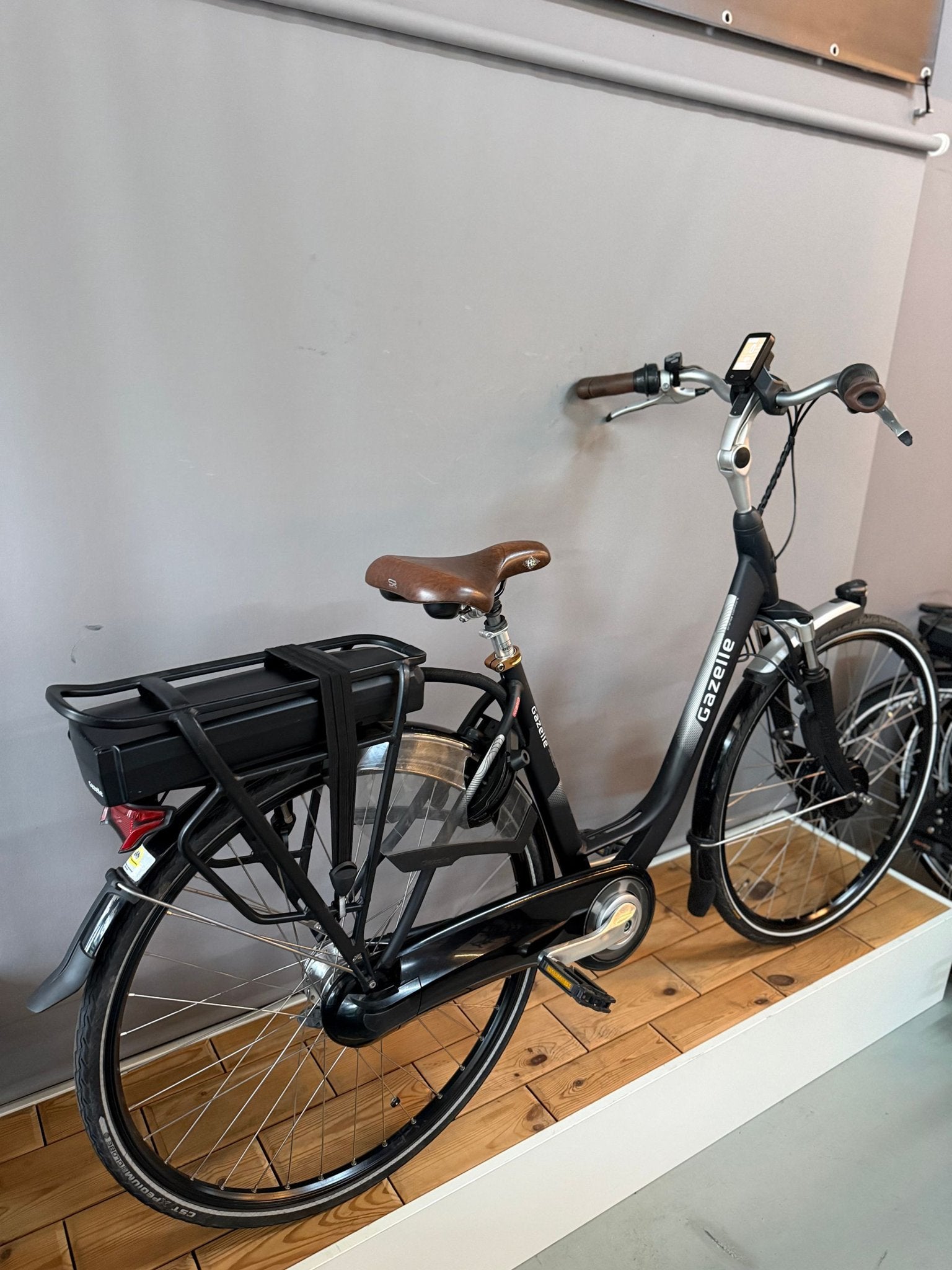 Elektrische fiets GAZELLE ORANGE PLATINUM ACCU, -, -, Zo goed als nieuw, 47 tot 51 cm
