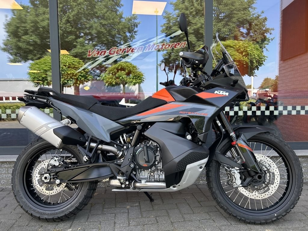 KTM 890 ADVENTURE 2026, Bedrijf, Toermotor