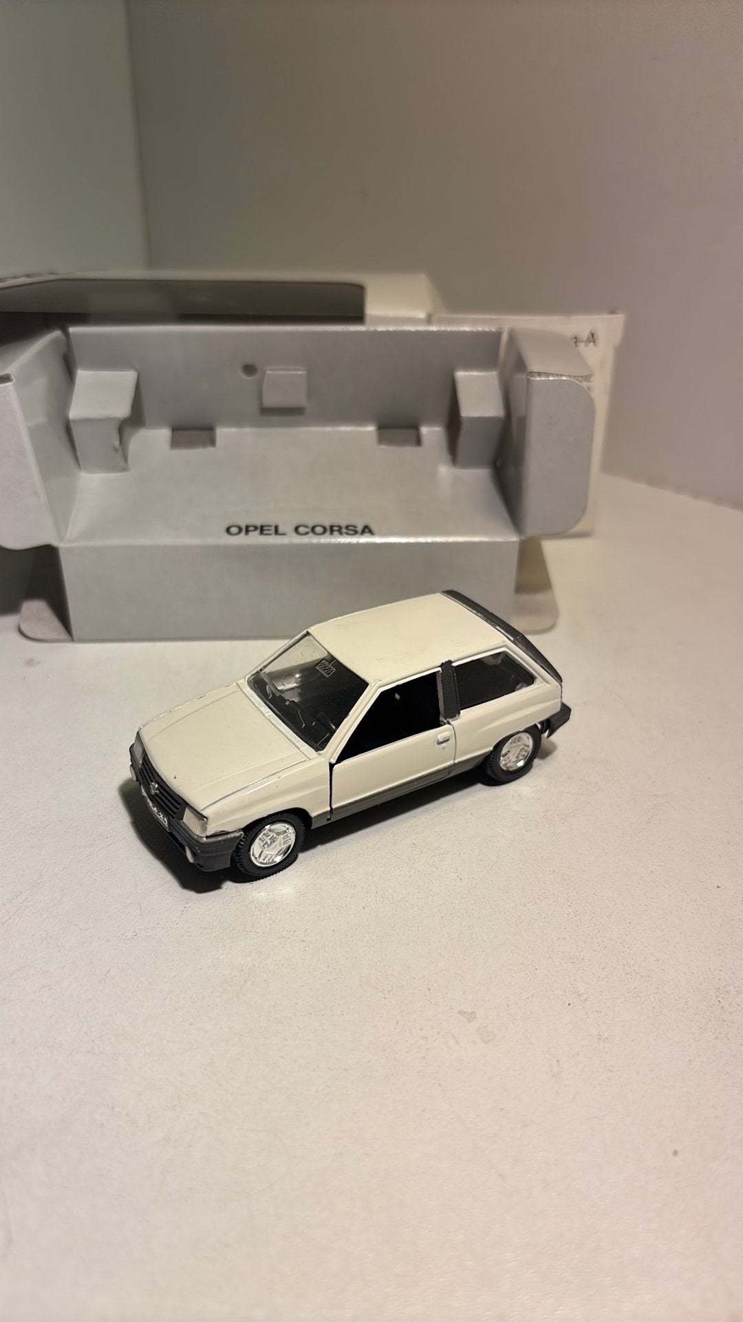 Opel corsa sr gama 1.43, Hobby en Vrije tijd, Auto, Ophalen of Verzenden, Gama, A