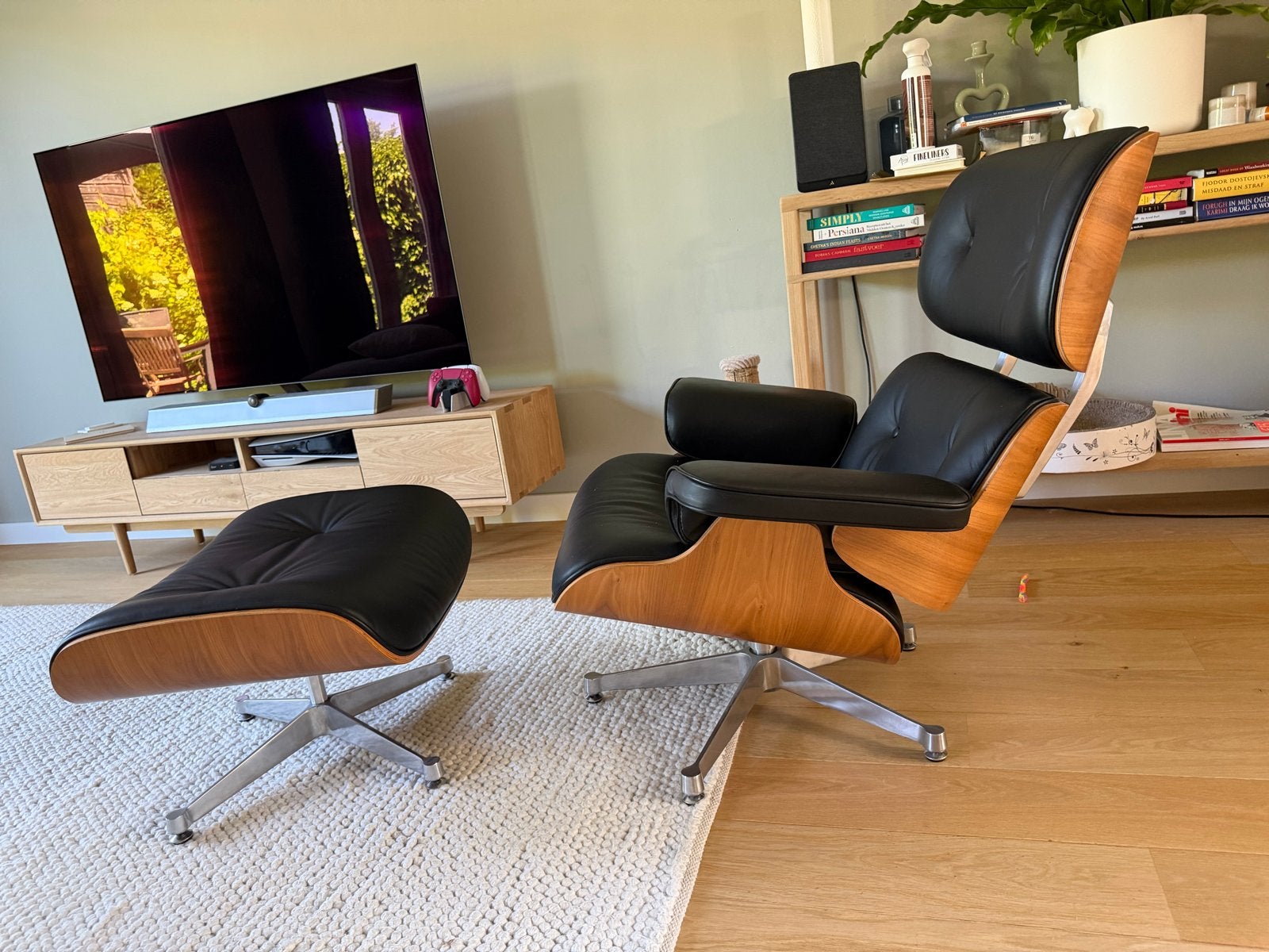 Eames Lounge Chair Replica - Hoogwaardig Echt Aniline Leder, Ophalen, Zo goed als nieuw, Hout, 75 tot 100 cm