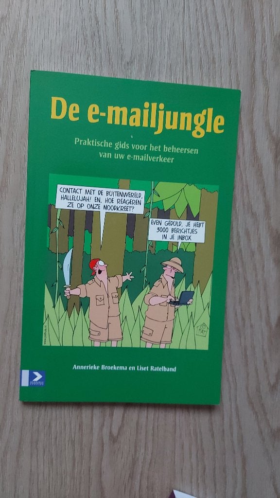 Boekje De e-mailjungle, Nieuw, Ophalen of Verzenden, Annerieke Broekema en Liset Ratelband, Nederland
