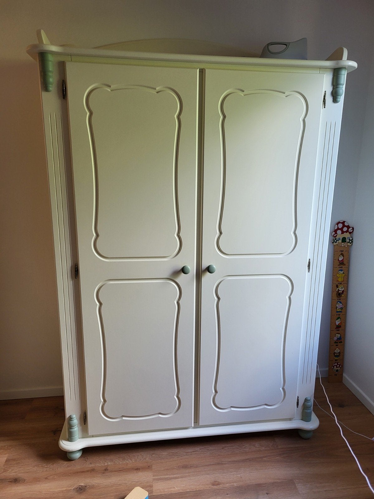 Mooie kledingkast voor de kinderkamer, Ophalen, Gebruikt, Kast, 50 tot 70 cm