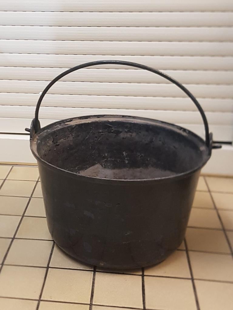 Grote gietijzeren ketel met hengsel, Ophalen, Metaal, Overige merken, Groen