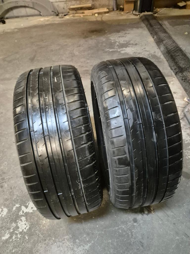 Michelin Pilot Sport 4 Zomerbanden 225/45 ZR17, Auto-onderdelen, Banden en Velgen, Ophalen, 17 inch, Band(en), Zomerbanden