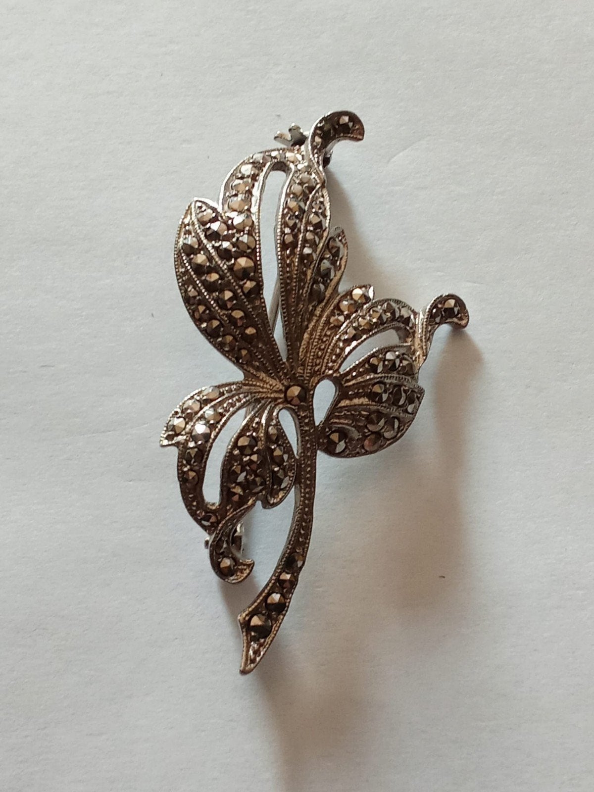 Vintage Zilverkleurige Broche met Markasiet, Overige materialen, 4 tot 7 cm, Gebruikt, Ophalen of Verzenden