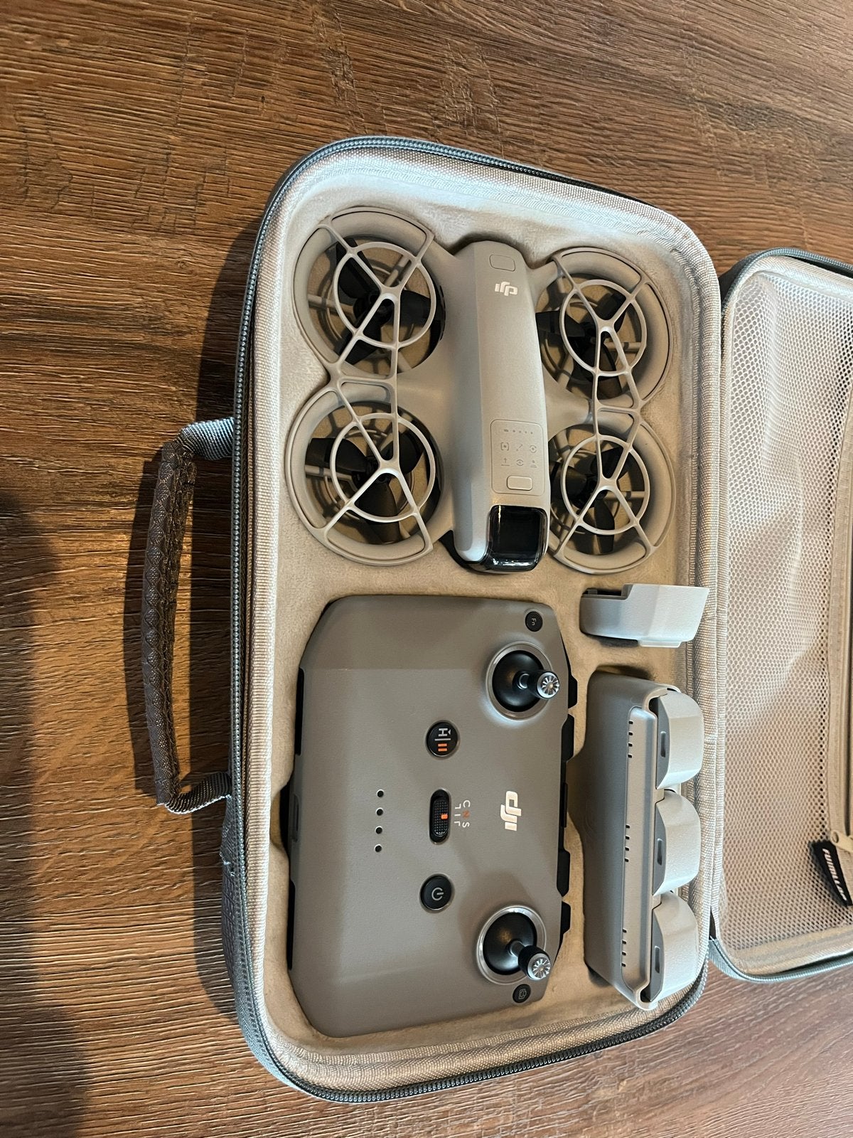 DJI NEO Fly More Combo, 250 tot 900 gram, Cameradrone, 5 tot 10 kilometer, Return to Home