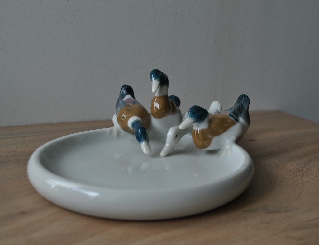Schaaltje Metzler& Ortloff Eenden Vijver Porselein 14 cm, Antiek en Kunst, Ophalen